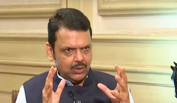मुख्यमंत्री देवेंद्र फडणवीस मुख्यमंत्री देवेंद्र फडणवीस