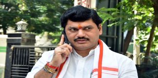 महाराष्ट्र के कैबिनेट मंत्री धनंजय मुंडे