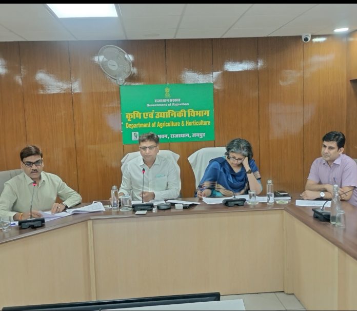 राजस्व विभाग के प्रमुख शासन सचिव दिनेश कुमार राजस्व विभाग के प्रमुख शासन सचिव दिनेश कुमार