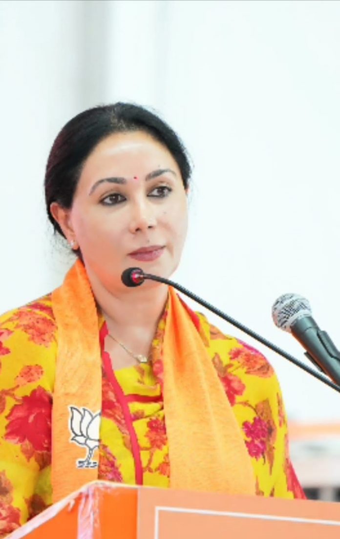 उप मुख्यमंत्री एवं पर्यटन मंत्री दीया कुमारी उप मुख्यमंत्री एवं पर्यटन मंत्री दीया कुमारी