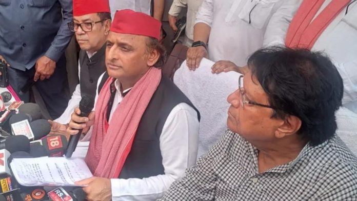 अखिलेश यादव अखिलेश यादव