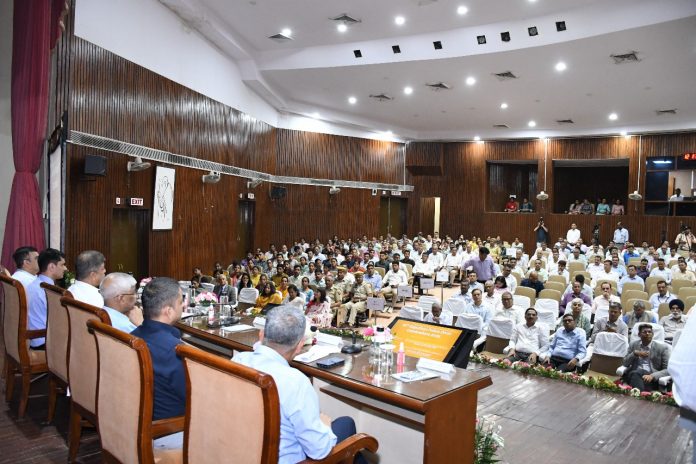 पुलिस मुख्यालय पुलिस मुख्यालय