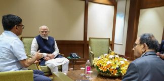 प्रधानमंत्री नरेंद्र मोदी
