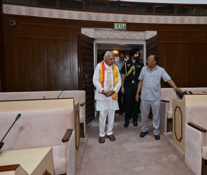 बिहार के राज्यपाल आरिफ मोहम्मद खान बिहार के राज्यपाल आरिफ मोहम्मद खान