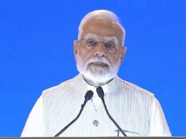प्रधानमंत्री नरेंद्र मोदी