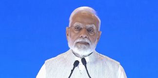 प्रधानमंत्री नरेंद्र मोदी