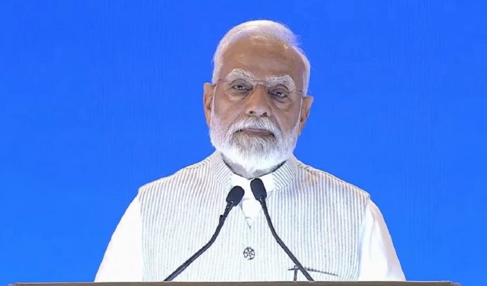 प्रधानमंत्री नरेंद्र मोदी
