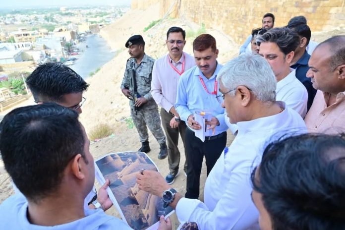 केंद्रीय संस्कृति एवं पर्यटन मंत्री गजेन्द्र सिंह शेखावत केंद्रीय संस्कृति एवं पर्यटन मंत्री गजेन्द्र सिंह शेखावत
