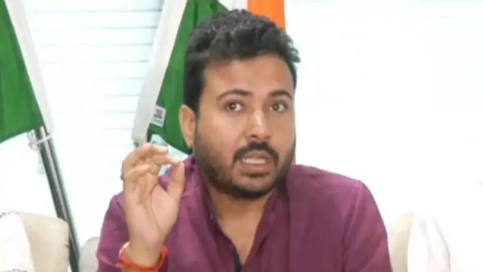 आप नेता दुर्गेश पाठक आप नेता दुर्गेश पाठक