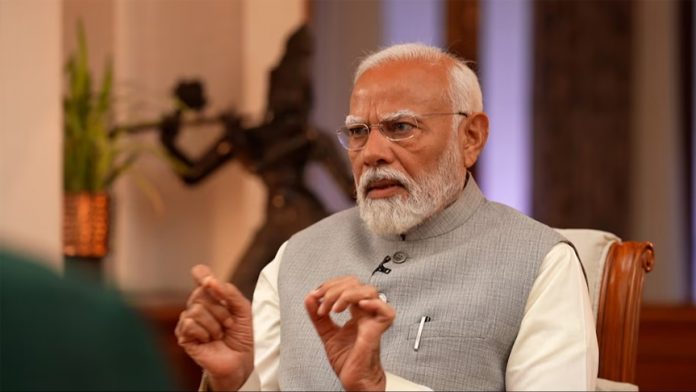 पीएम मोदी पीएम मोदी