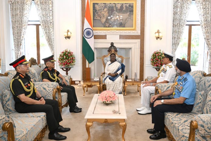 राष्ट्रपति द्रौपदी मुर्मू राष्ट्रपति द्रौपदी मुर्मू