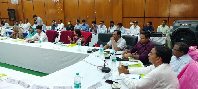 जिला परिषद की बैठक जिला परिषद की बैठक