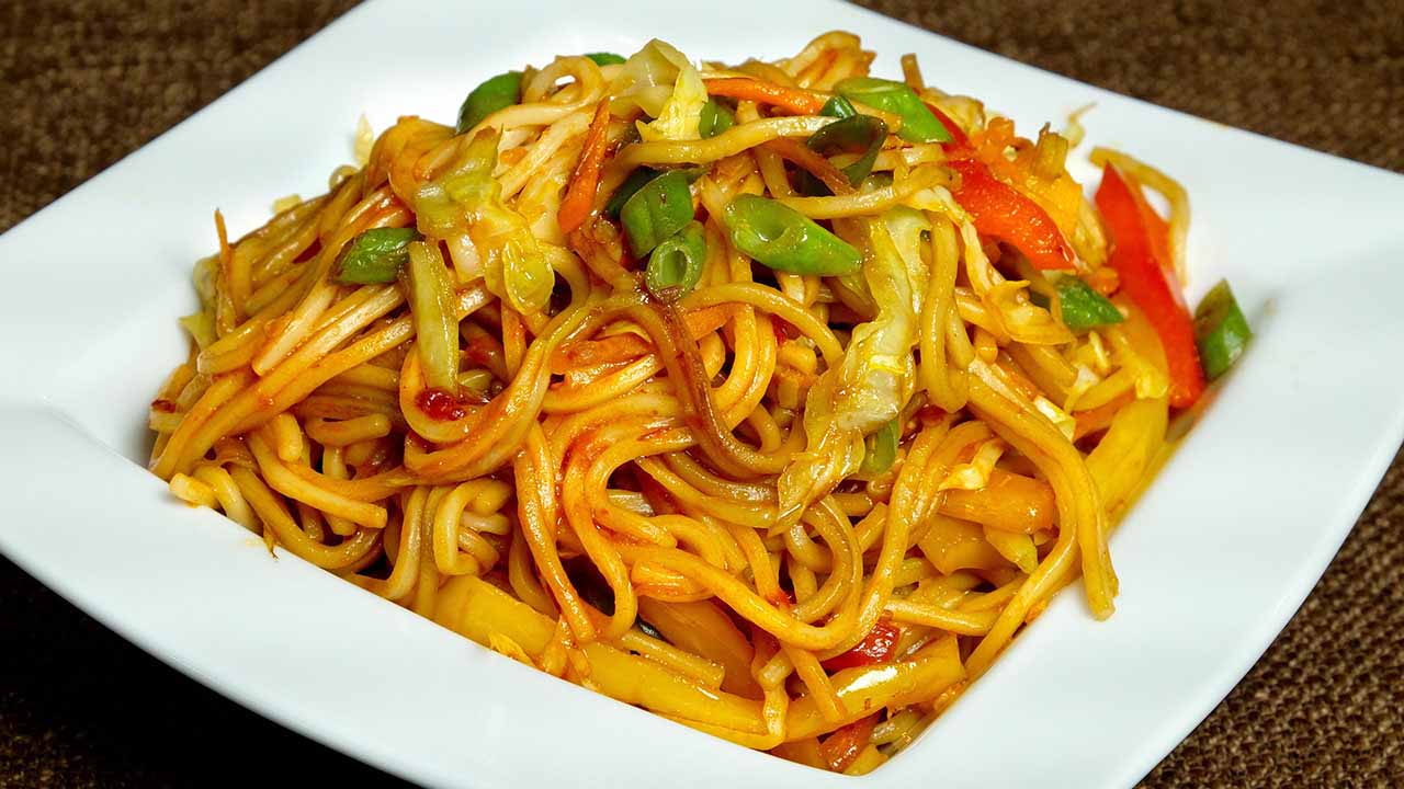 मिक्स वेज चाउमीन