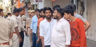 बांग्लादेशी संदिग्धों की धरपकड़