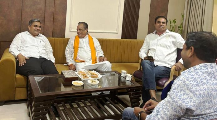 कैबिनेट मंत्री जोराराम कुमावत तथा गौतम कुमार दक कैबिनेट मंत्री जोराराम कुमावत तथा गौतम कुमार दक