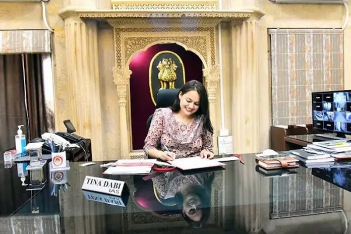प्रशासनिक मशीनरी को नई धार प्रशासनिक मशीनरी को नई धार