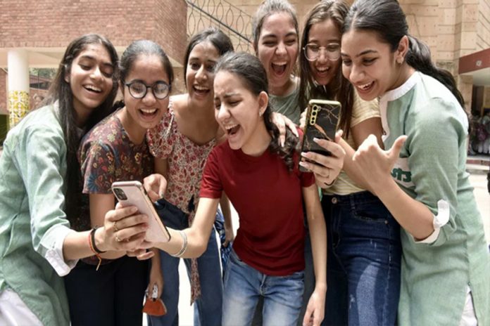 CBSE 12वीं बोर्ड परीक्षा परिणाम CBSE 12वीं बोर्ड परीक्षा परिणाम