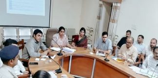 जिला कलक्टर डॉ. मंजू