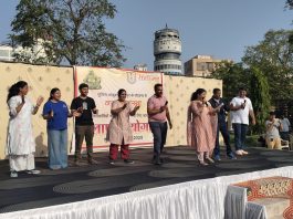 ’’लाफ्टर योगा’’