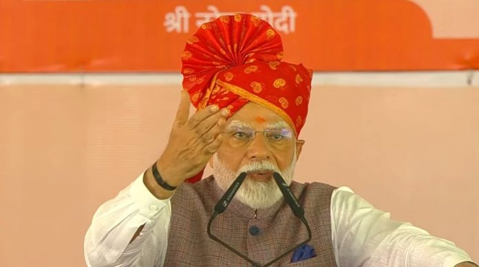 पीएम मोदी पीएम मोदी