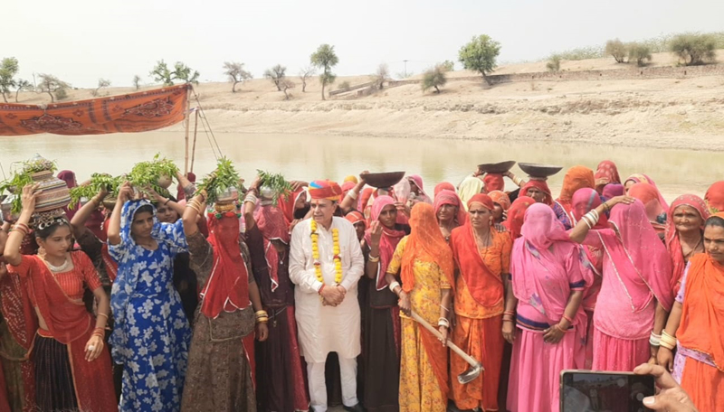 संसदीय कार्य मंत्री