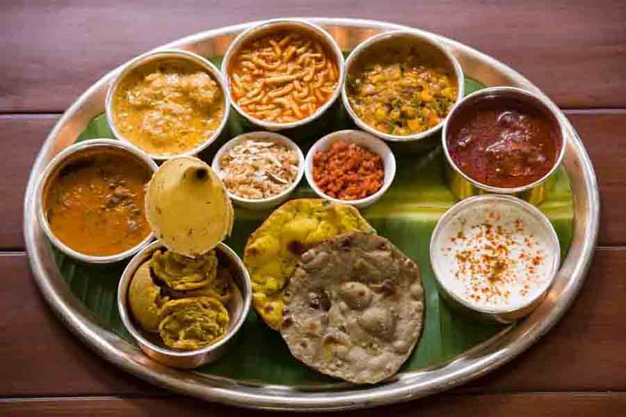 राजस्थानी थाली
