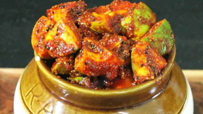आम का अचार आम का अचार