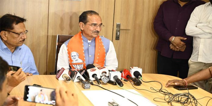 प्रदेश अध्यक्ष मदन राठौड़ प्रदेश अध्यक्ष मदन राठौड़