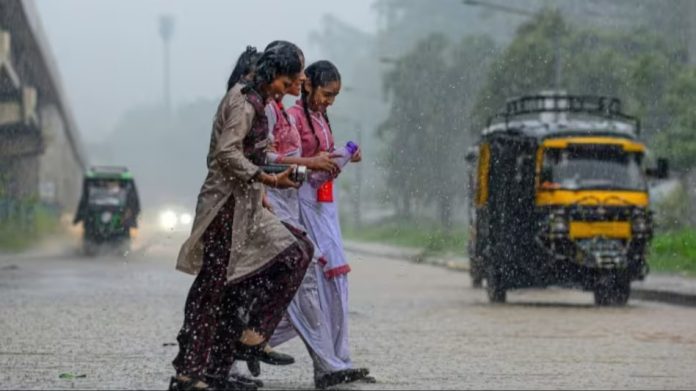 झमाझम बारिश झमाझम बारिश