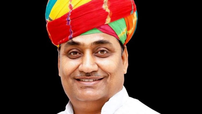 गोविन्द सिंह डोटासरा गोविन्द सिंह डोटासरा