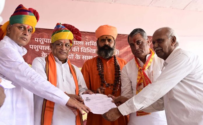 पशुपालन, डेयरी एवं देवस्थान विभाग के केबिनेट मंत्री जोराराम कुमावत पशुपालन, डेयरी एवं देवस्थान विभाग के केबिनेट मंत्री जोराराम कुमावत