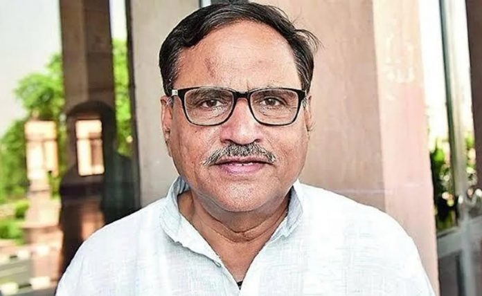 महेश जोशी महेश जोशी
