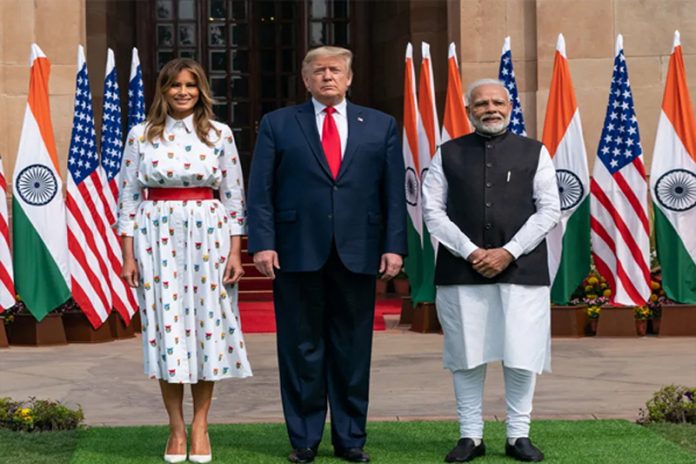 पीएम मोदी पीएम मोदी
