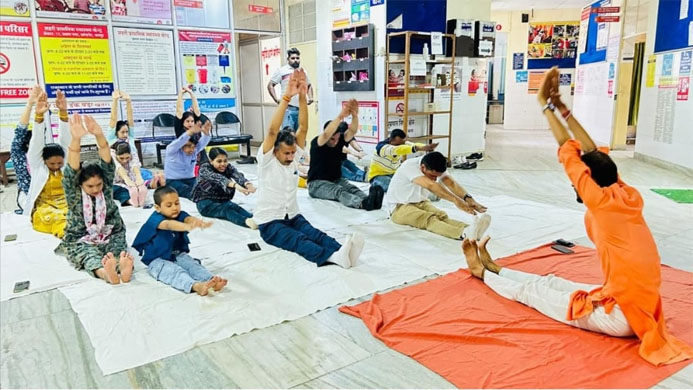 Yoga practice programs organized in medical institutions