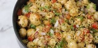 मखाना चाट