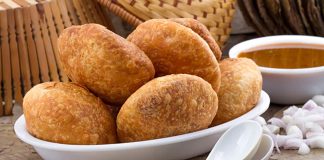 कचौड़ी