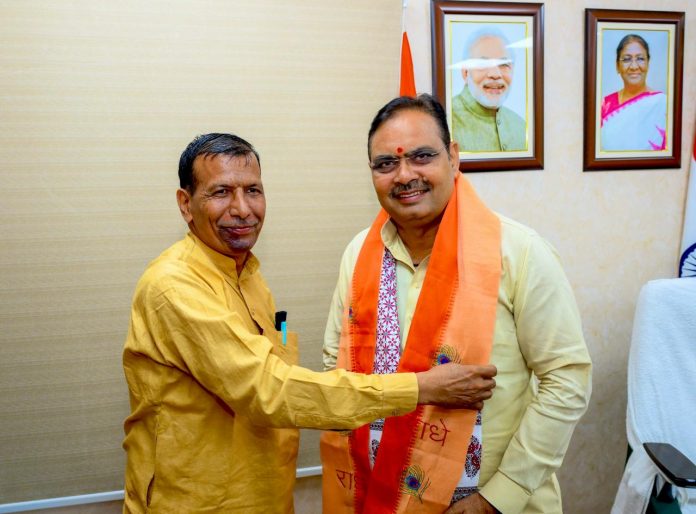 मुख्यमंत्री मुख्यमंत्री
