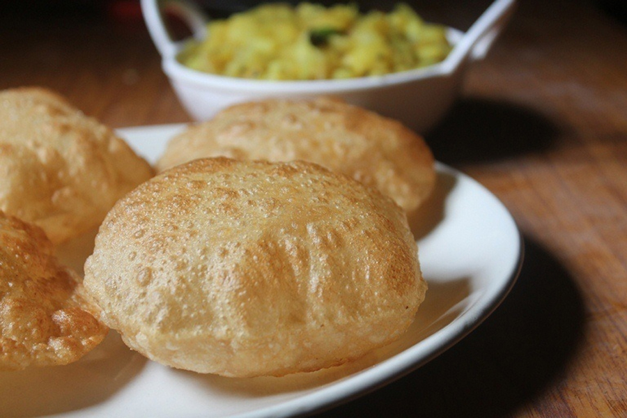 अजवाइन पूड़ी