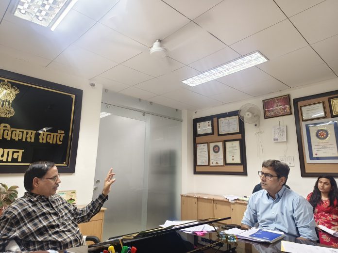 निदेशक, आईसीडीएस आंगनबाड़ियों