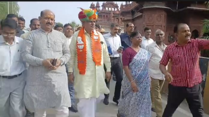 एलिवेटेड रोड का निरीक्षण एलिवेटेड रोड का निरीक्षण