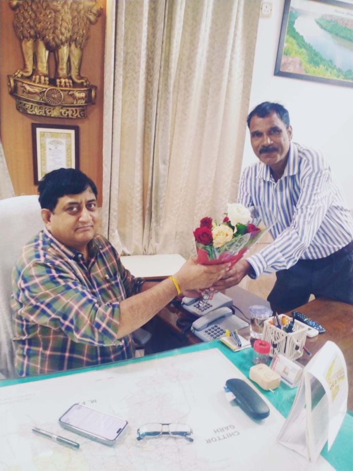 आईएएस शेखावत