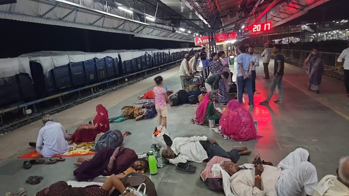 वरिष्ठ नागरिक तीर्थ यात्रा