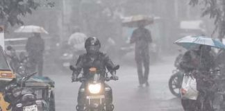 भारी बारिश