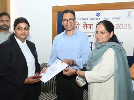 Debashish Prusti’s surprise visit to Jawahar Circle Urban Service Camp