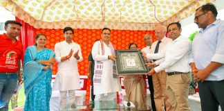 CM Bhajanlal Sharma Urges Blood Donation and Promotes Swadeshi