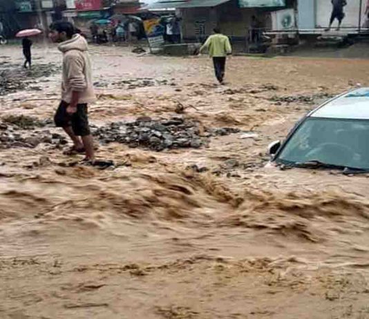 देहरादून में बादल फटा: सहस्रधारा में तबाही, मसूरी में मजदूर की मौत