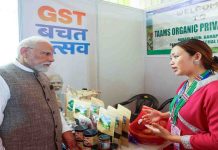 अरुणाचल से शुरू हुआ जीएसटी बचत उत्सव, पीएम मोदी ने व्यापारियों से की मुलाकात