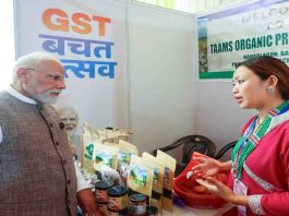 अरुणाचल से शुरू हुआ जीएसटी बचत उत्सव, पीएम मोदी ने व्यापारियों से की मुलाकात